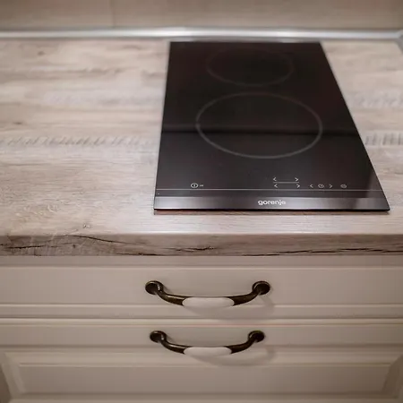 Luka Lejlighed Lopar