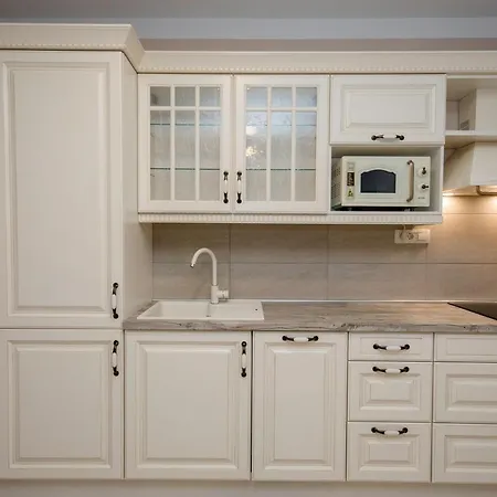 Luka Apartment